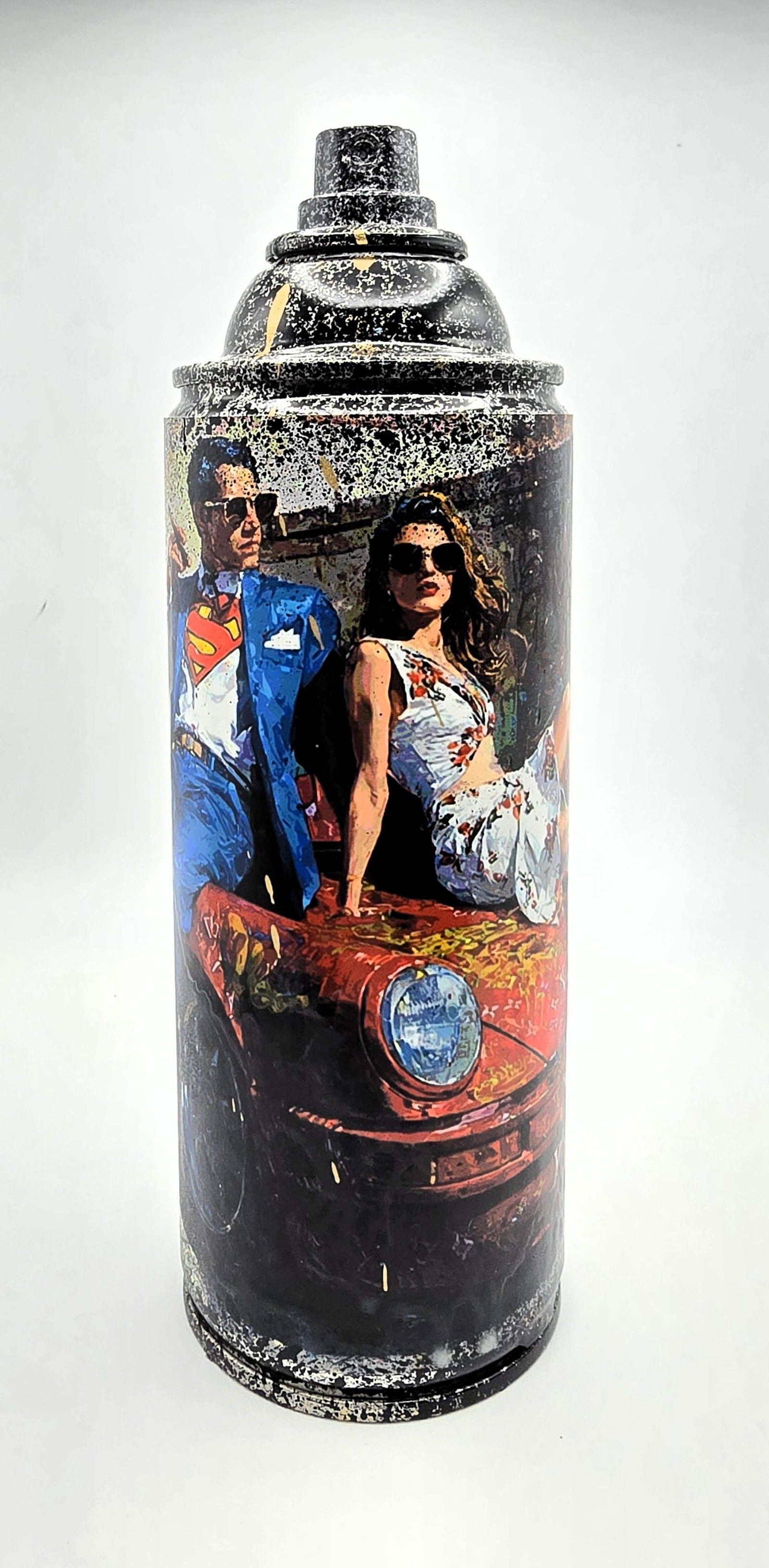 Superman’s Day Off (TZ-21) – 7"x2.6" – TedyZet – Original painting on Spray Paint Can: Empty Spray Can ArtworkApprox. 7 x 2.6 inches (approx. 18 x 6.5 cm)Mixed media: spray paints, marker, ink on recycled spray paint canSigned by the artist on the front and bottomYear: 2025Comes with Ce