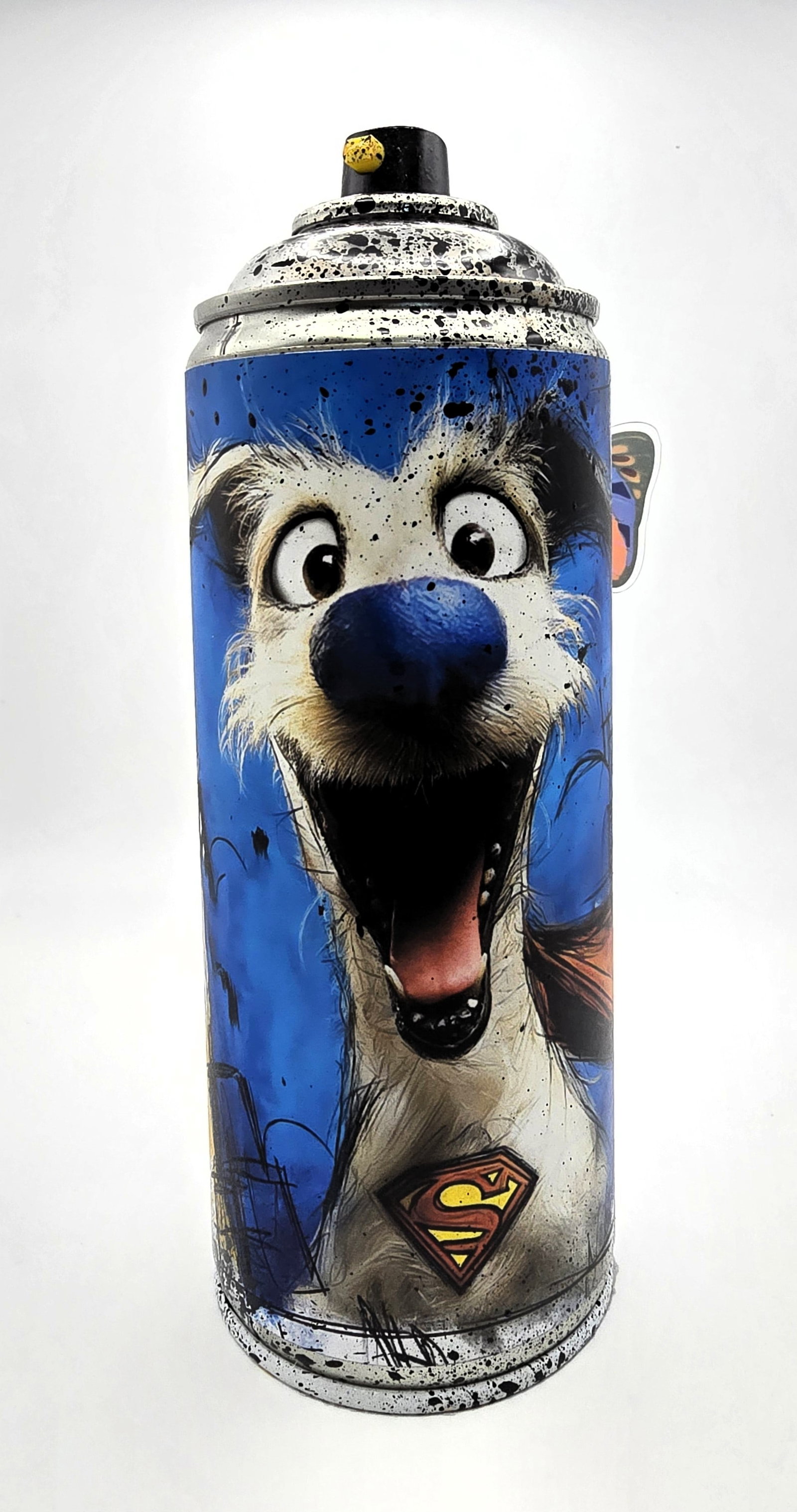 Super Pup with Blue Nose (TZ-59) – 7"x2.6" – TedyZet – Original painting on Spray Paint Can: Empty Spray Can ArtworkApprox. 7 x 2.6 inches (approx. 18 x 6.5 cm)Mixed media: spray paints, marker, ink on recycled spray paint canSigned by the artist on the front and bottomYear: 2025Comes with Ce