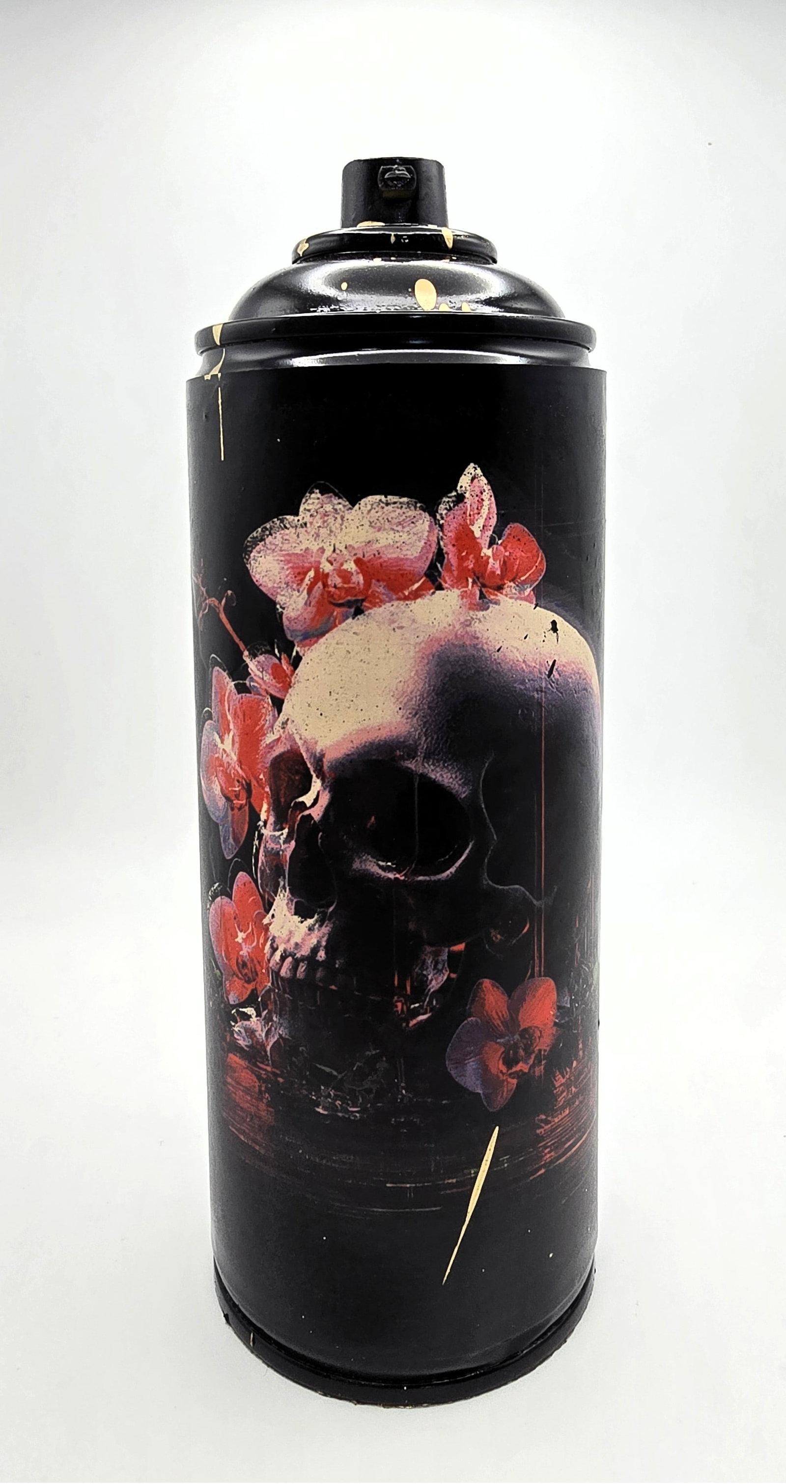 Floral Skull Essence (TZ-80) – 7"x2.6" – TedyZet – Original painting on Spray Paint Can: Empty Spray Can ArtworkApprox. 7 x 2.6 inches (approx. 18 x 6.5 cm)Mixed media: spray paints, marker, ink on recycled spray paint canSigned by the artist on the front and bottomYear: 2025Comes with Ce