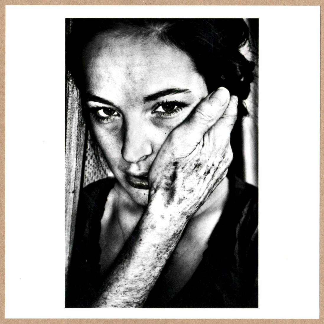 SIGNED - JACOB AUE SOBOL - MIRIAM AND HER GRANDFATHER - 6" x 6" 2014 MAGNUM PRINT.: Description: 6"x 6" limited edition Fuji Crystal Archival Matte paper print. Image size is 5.5" on the longest side and the paper size is 6" x 6". The Print is SIGNED by Jacob Aue Sobol on the verso.C