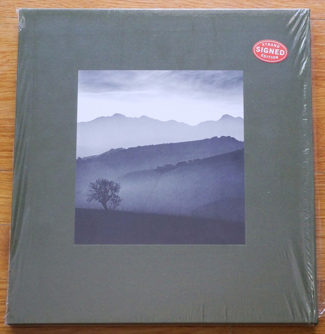 Kenna, Michael; Abruzzo [SIGNED 1ST EDITION AND FIRST PRINTING IN CLOTH SLIPCASE - FINE COPY] (1 of 1)