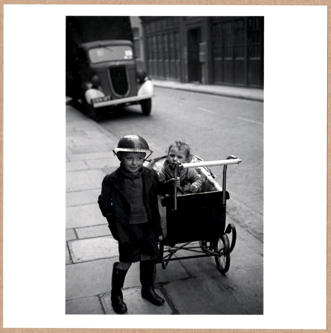 ESTATE STAMPED - GEORGE RODGER - YOUNG BOY DURING THE SECOND WORLD WAR, LONDON, EAST END, 1940 6"x (1 of 2)