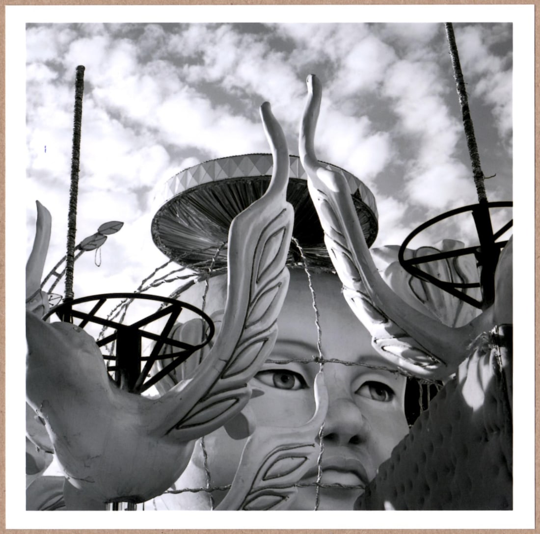 SIGNED GRACIELA ITURBIDE CARNIVAL RIO DE JANEIRO 6" x 6" MAGNUM ARCHIVAL PRINT. (1 of 2)