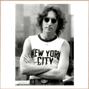 SIGNED - BOB GRUEN - JOHN LENNON, NEW YORK CITY T-SHIRT NYC 1974 6" x 6" MAGNUM PRINT.: Description: 6"x 6" limited edition Fuji Crystal Archival Matte paper print. Image size is 5.5" on the longest side and the paper size is 6" x 6". The Print is SIGNED by Bob Gruen on the verso.Conditi