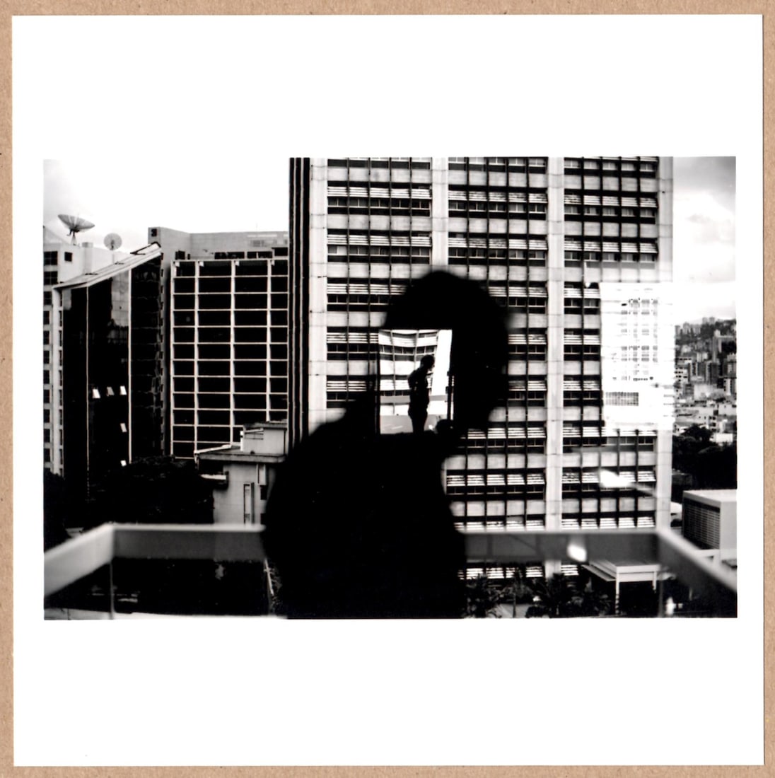 SIGNED - CHRISTOPHER ANDERSON - REFLECTION - RARE 2014 LTD 6" x 6" MAGNUM ARCHIVAL PRINT.: Description: 6"x 6" limited edition Fuji Crystal Archival Matte paper print. Image size is 5.5" on the longest side and the paper size is 6" x 6". The Print is SIGNED by Christopher Anderson on the ve