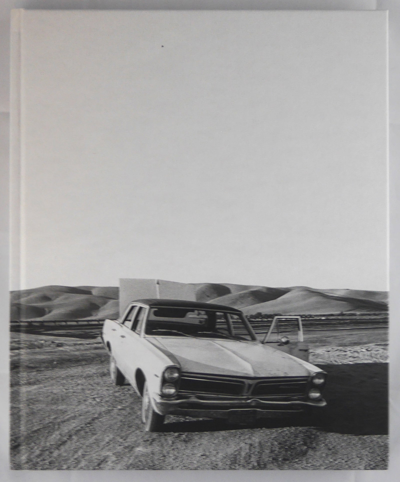 Plumb,Mimi; White Sky [SIGNED 2020 1ST EDITION - FINE]: Stanley Barker,2020. Hardcover in pictorial boards. First Edition, First Printing. 136 pages with 69 duotone plates. SIGNED by Mimi Plumb on the fep. BOOK CONDITION: Fine/As New. SIGNED