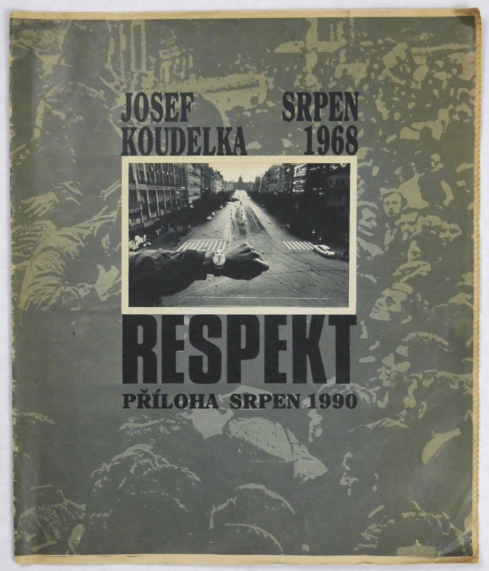 Koudelka, Josef; Srpen 1968. Priloha casopisu Respekt, srpen 1990 (1 of 8)
