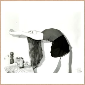 SIGNED - OLIVIA ARTHUR - FREYA. HULL, ENGLAND 2017 - LTD 6" x 6" MAGNUM ARCHIVAL PRINT