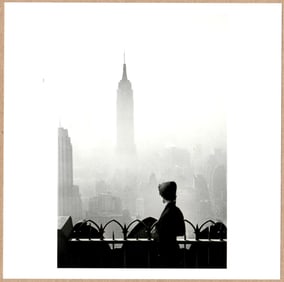 STAMP SIGNED - ELLIOTT ERWITT, EMPIRE STATE BUILDING, NEW YORK CITY, 1955 LTD 6" x 6" MAGNUM PRINT