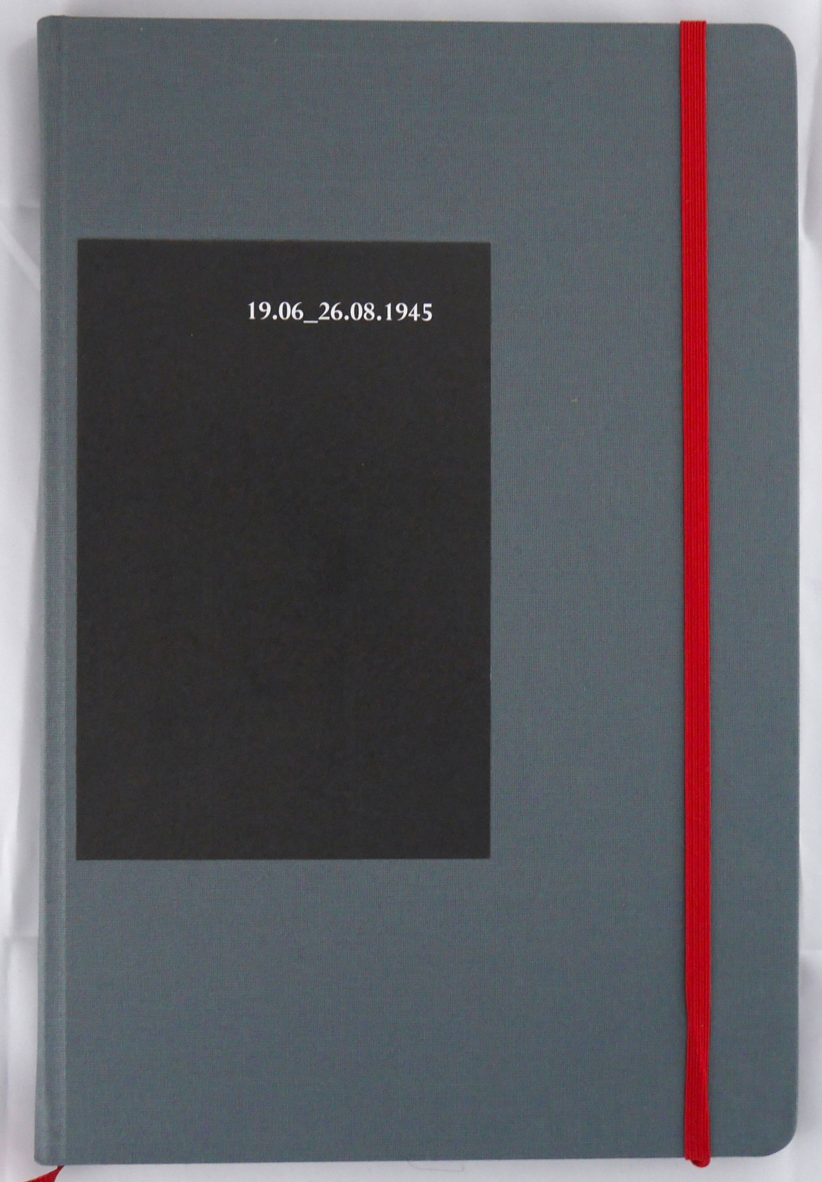 Brandon Alinger, Star Wars Costumes, The Original Trilogy [2114 1ST ED 1ST PRINT]: Chronicle Books, 2014. Hardcover in pictorial dust jacket. First Edition, First Printing (with full numberline ending in 1). 12 x 10 inches. 225 pages (including several foldouts) with numerous photog