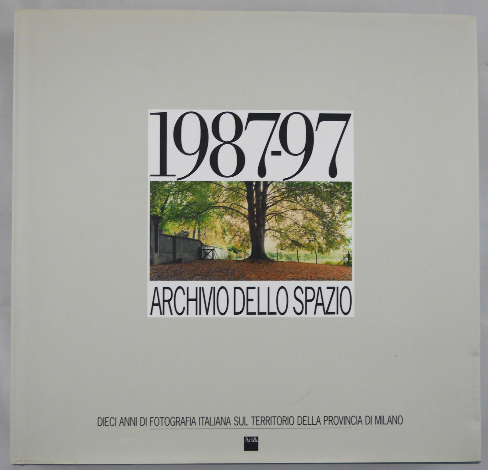 Ghirri, Luigi; Guido Guidi; Walter Niedermayr; et al.; Archivio dello spazio 1987-97: Arti Grafiche Friulane, 1998. Hardcover in pictorial dust jacket. First Edition, First Printing. 546 pages with over 500 photographic images throughout in black and white and color. A kaleidescopic an