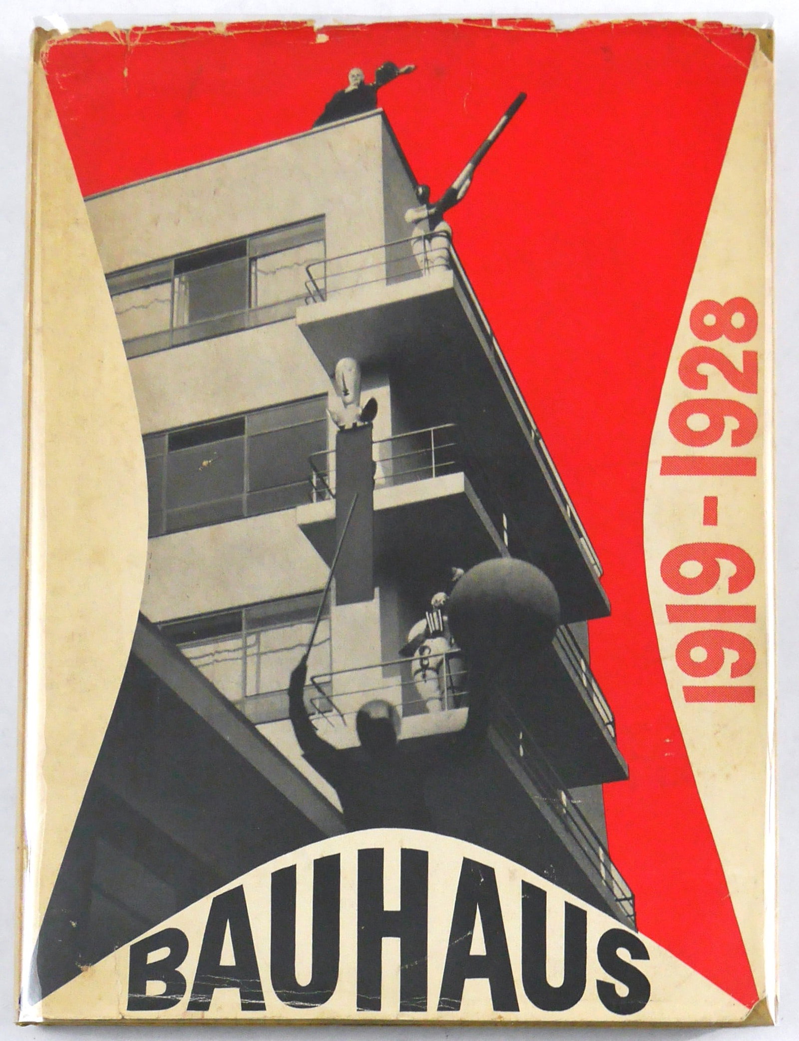 Bayer, Herbert; Gropius, Walter; Bauhaus Weimar 1919 - 25 / Dessau 1925 - 28 (BAUHAUS. 1919 1928. (1 of 17)