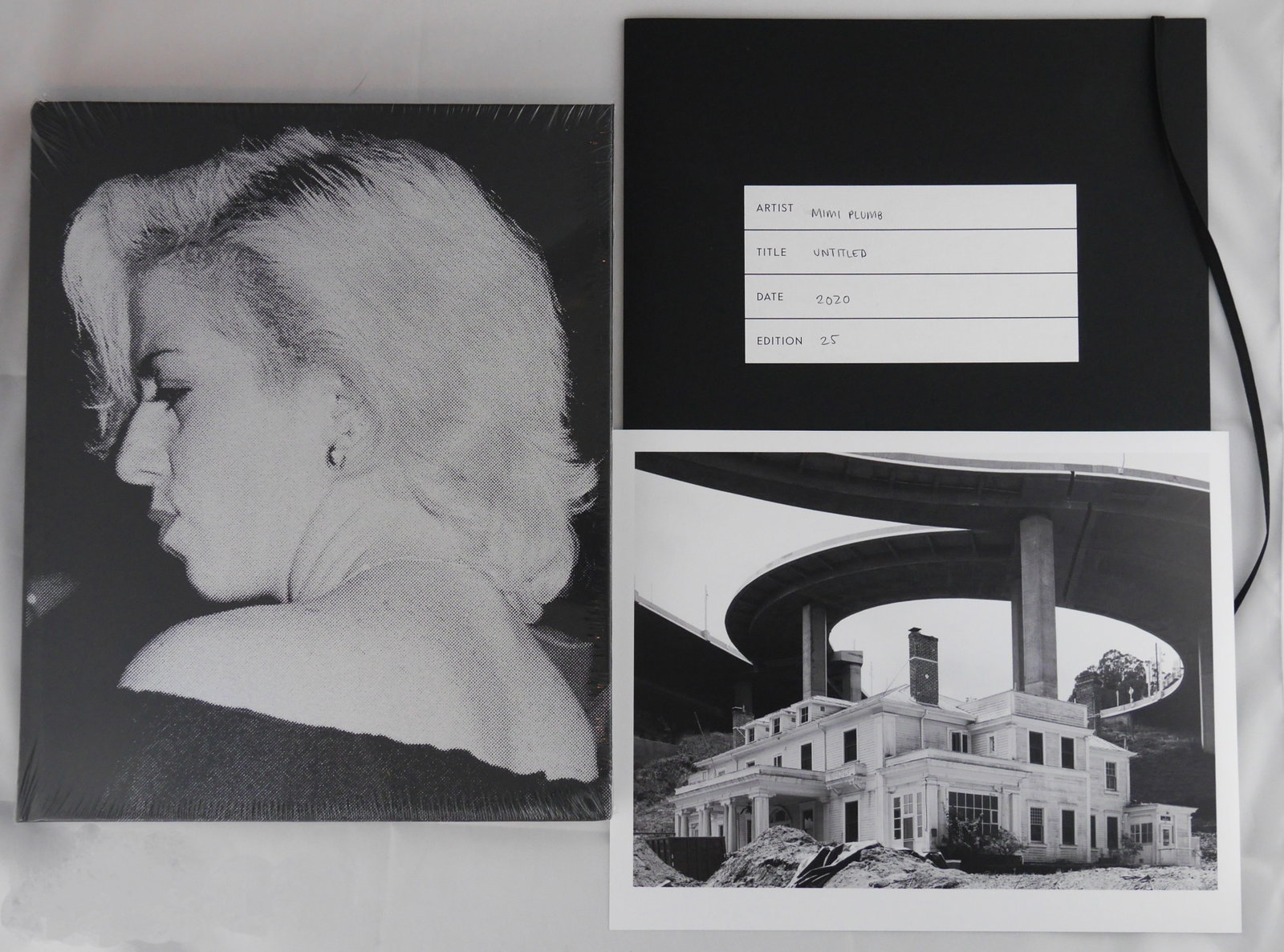 Plumb, Mimi; The Golden City [SIGNED 2022 DELUXE LIMITED ARTIST'S EDITION 1/25 W/PRINT - FINE] (1 of 3)
