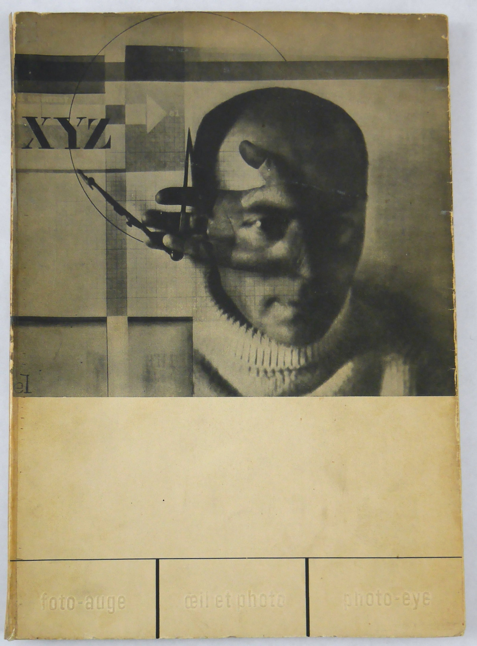 Roh, Franz; Tischold, Jan; Foto-Auge Oeil et photo Photo-eye: 76 photos of the period 1929 1ST ED]: Stuttgart, Akademischer Verlag Dr. Fritz Wedekind & Co, 1929. Paperback in the original printed stapled wrappers with a self portrait photograph by El Lissitzky to front cover in a Fukuro Toji-style b
