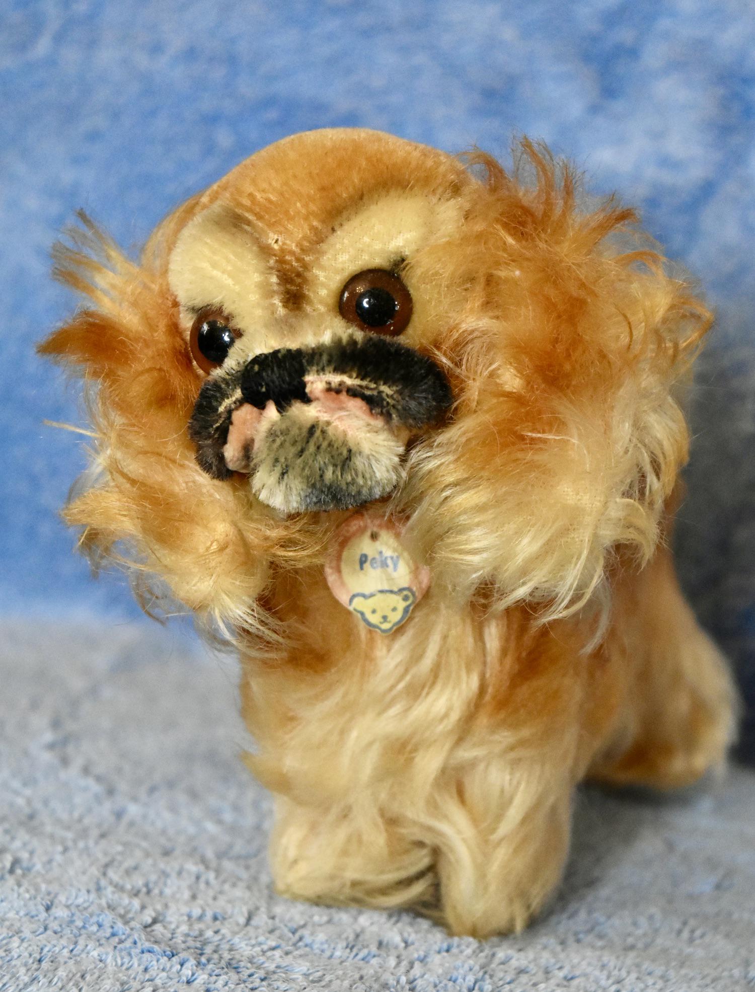 Steiff “Peky” Peekineese Dog (1 of 2)