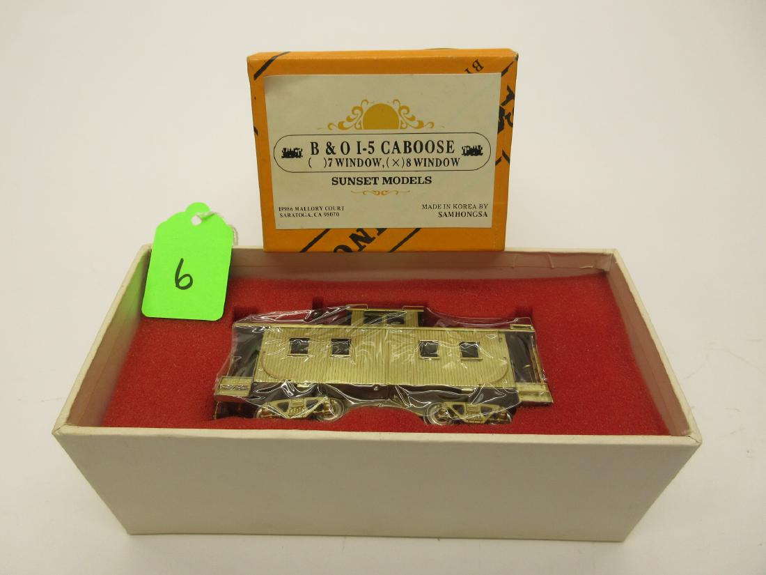 SUNSET MODELS SAMHONGSA B&O I-5 CABOOSE 8 WINDOW OB: SUNSET MODELS SAMHONGSA B&O I-5 CABOOSE 8 WINDOW OB UNPAINTED NO COUPLERS MINT IN BOX