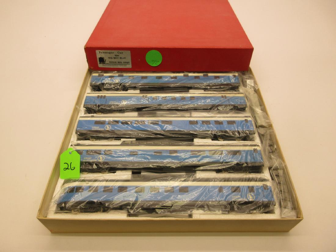 WESTSIDE MODEL CO BRASS GREAT NORTHERN BIG SKY BLUE PAS: WESTSIDE MODEL CO BRASS GREAT NORTHERN BIG SKY BLUE PASSENGER SET 5PC COMBO, SLEEPER, DINER, VISTA DOME OBSERVATION ALL IN MINT CONDITION