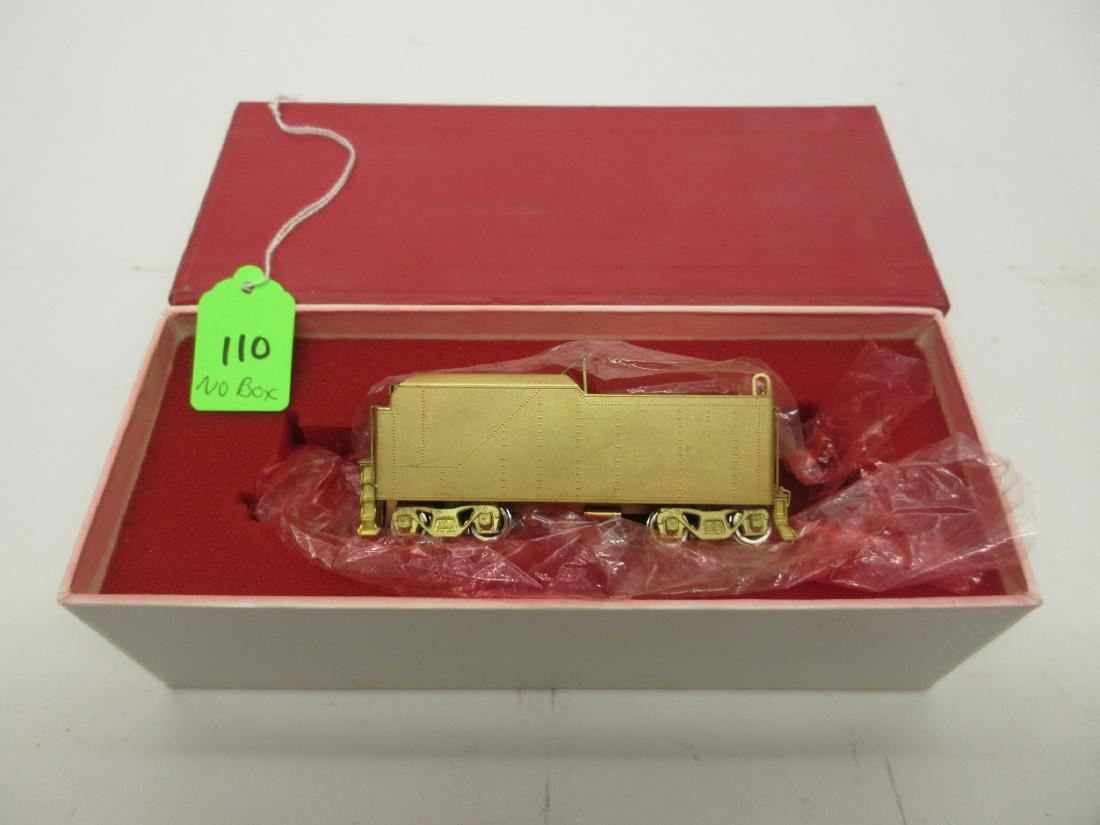 BRASS HO SCALE TENDER ONLY 4 WHEEL TRUCKS: BRASS HO SCALE TENDER ONLY 4 WHEEL TRUCKS EXCELLENT CONDITION NO ORIGINAL BOX