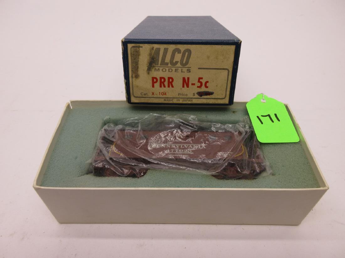 ALCO MODELS PRR N-5C CABOOSE CAT. X-104 FACTORY PAINTED: ALCO MODELS PRR N-5C CABOOSE CAT. X-104 FACTORY PAINTED MINT IN BOX