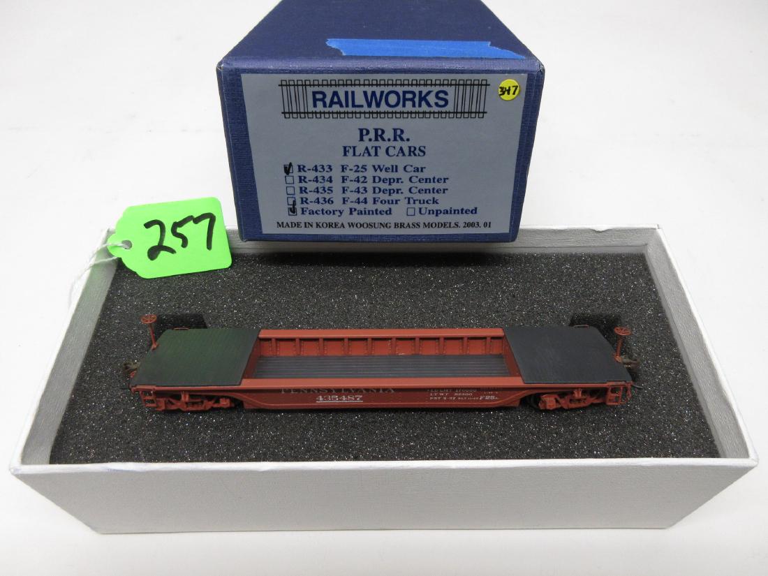 BRASS RAILWORKS PRR WELL FLATCAR FACTORY PAINTED OB: BRASS RAILWORKS PRR WELL FLATCAR FACTORY PAINTED OB LIKE NEW IN BOX