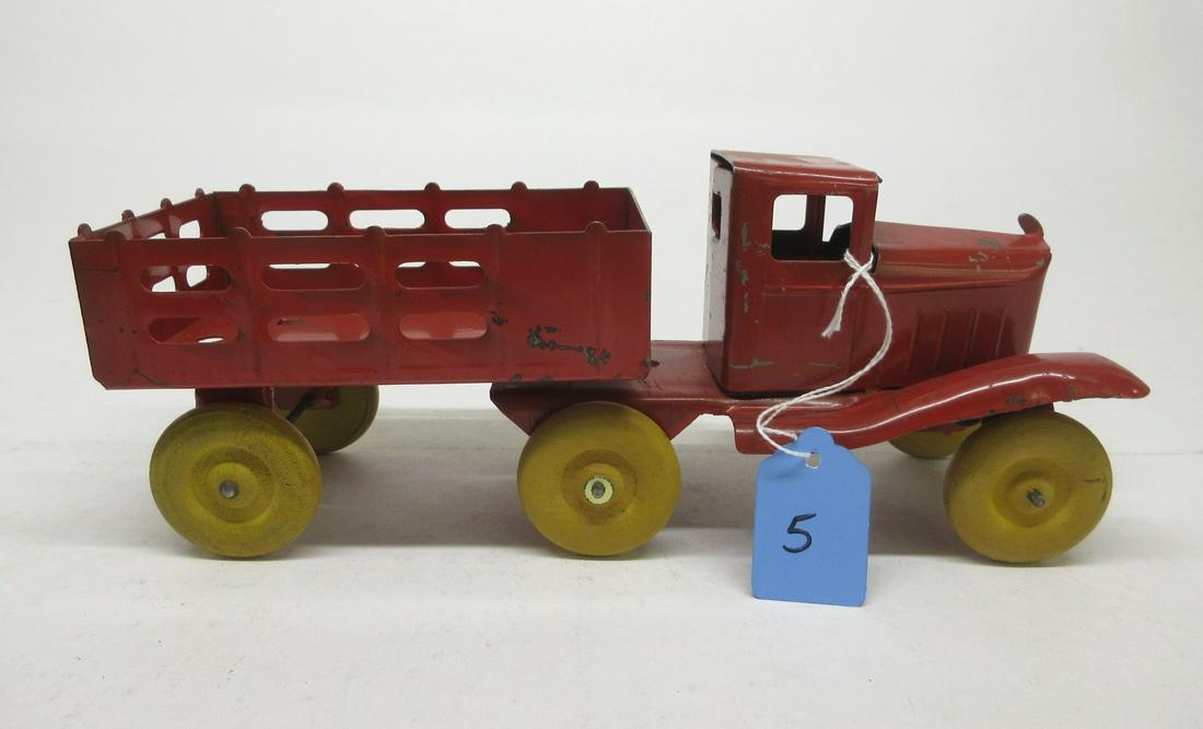 MARX GIRARD STAKE BODY TRACTOR TRAILER 10 INCHES LONG (1 of 1)