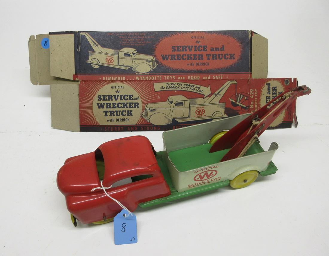 WYANDOTTE OFFICIAL SERVICE CAR WRECKER OB (1 of 1)