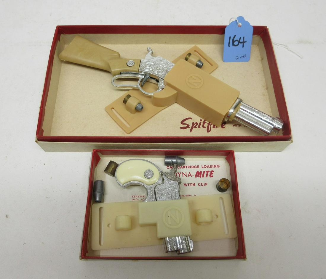KILGORE SPITFIRE HIP GUN & DYNAMITE DERRINGER TOY CAP: KILGORE SPITFIRE HIP GUN & DYNAMITE DERRINGER TOY CAP GUNS - BOTH OB