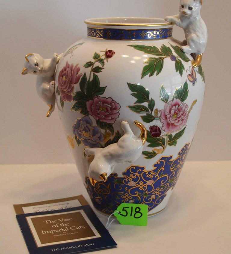 FRANKLIN MINT - THE VASE OF IMPERIAL CATS: FRANKLIN MINT - THE VASE OF IMPERIAL CATS EDITION/SERIES: 1989