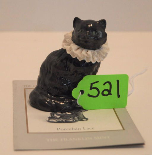 Franklin Mint Curio Cabinet Cat Collection Nov 21 2019