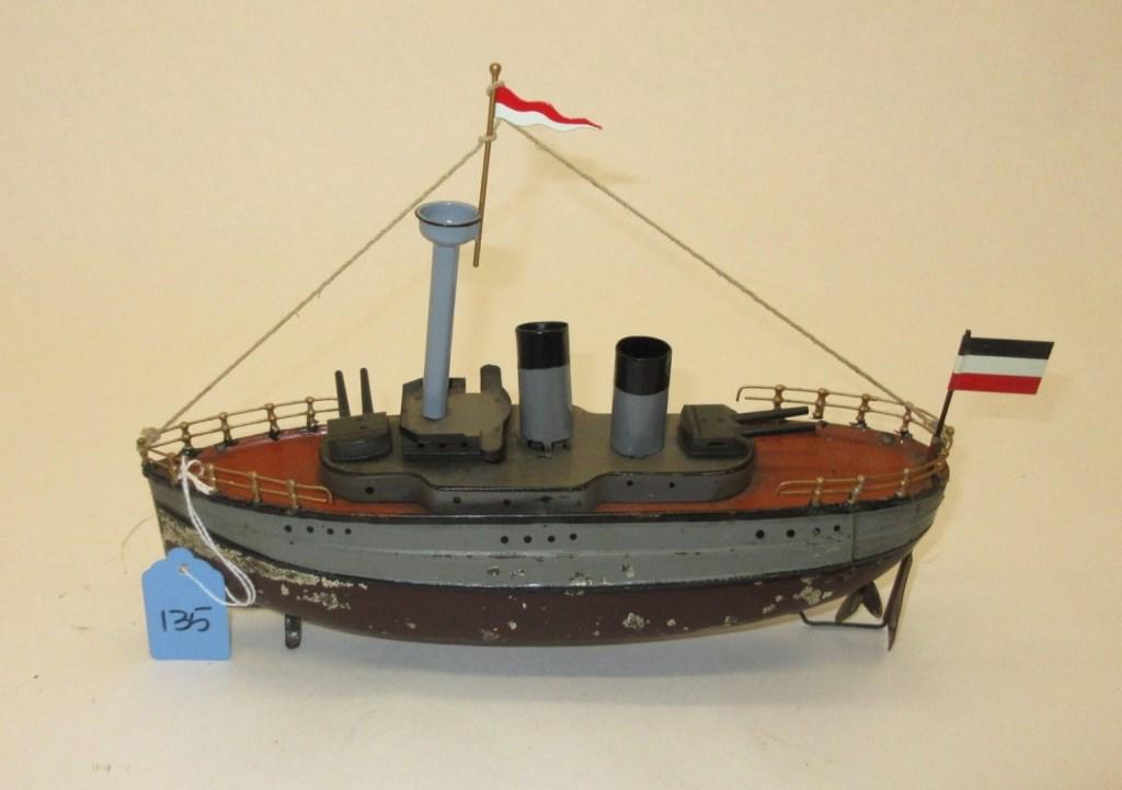 FLEISCHMANN 11" TIN WIND-UP  BATTLESHIP (1 of 4)