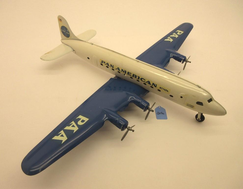 MARX #1679 PAN AMERICAN AIRPLANE OB (1 of 6)
