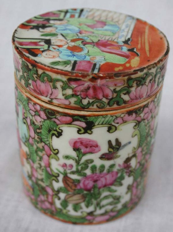 19th C Rose Medallion rare size 4 1/4" tall x 5" - 2
