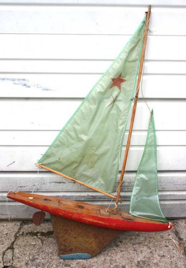 Keystone wooden sail boat pond boat 19 1/2" long