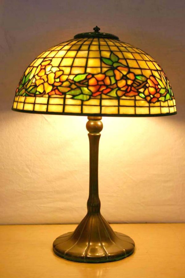 outstanding sgnd TIFFANY lamp 14" beautiful belted