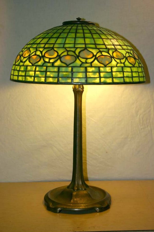 outstanding sgnd TIFFANY lamp - 16" acorn w great