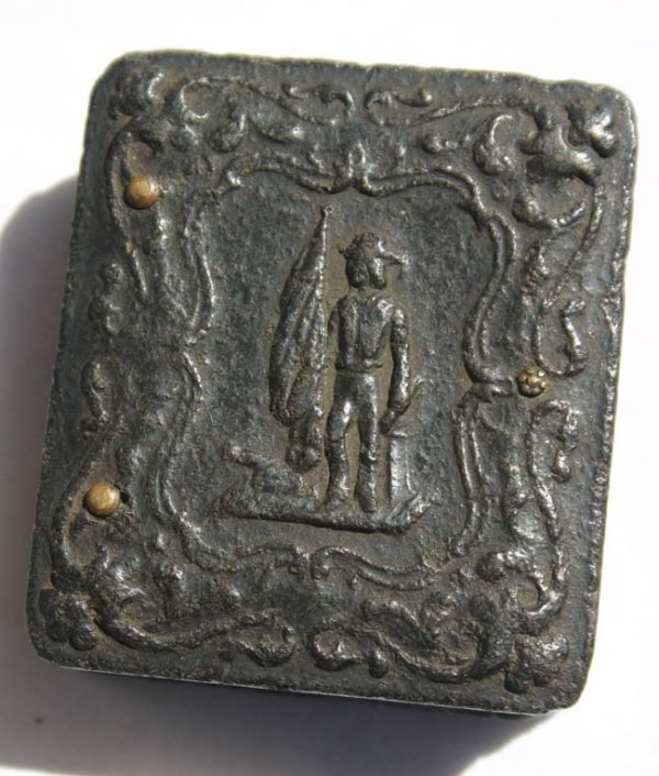 miniature size gutta percha photo case w Civil War 