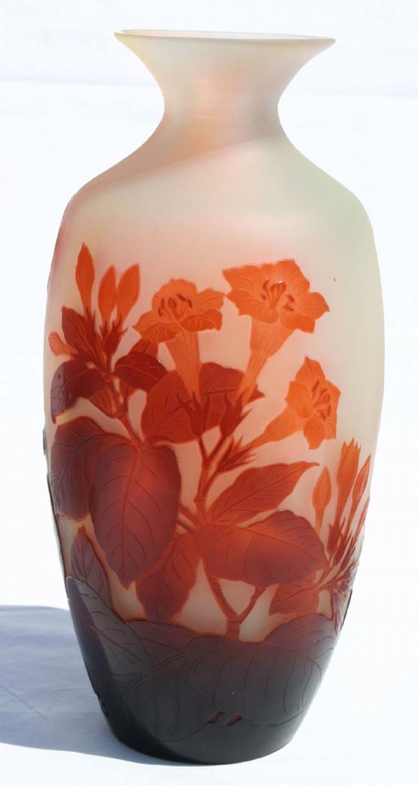 Magnificent Galle French Cameo 11 ¼" vase w beauti - 2