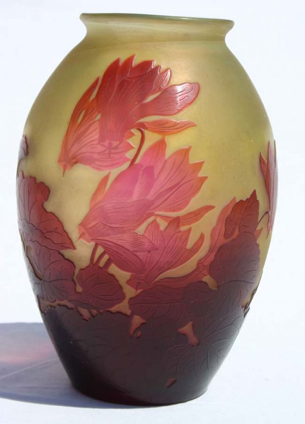 Galle French Cameo 6 ¼" vase w red cyclamen dec on