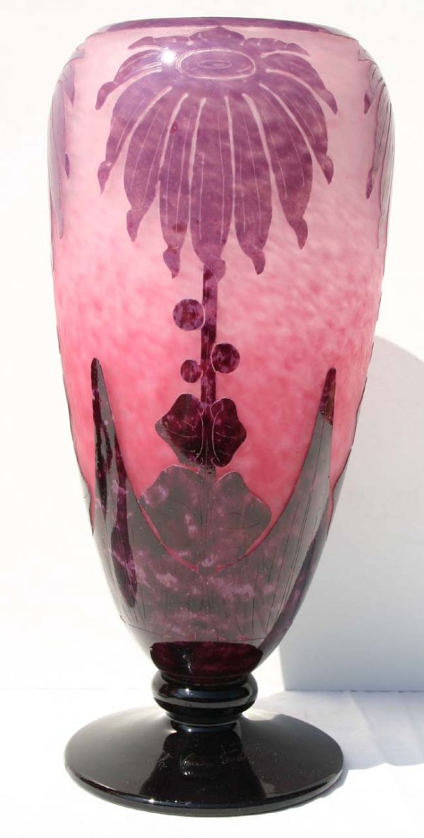 Le Verre Francais French Cameo "Dahlia" pattern 13