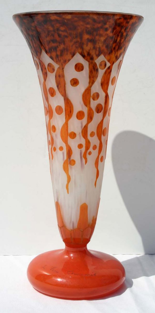 Le Verre Francais French Cameo "Rubaniers" pattern
