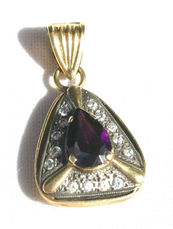 18k gold pendant w amethyst & diamonds - 3/4"