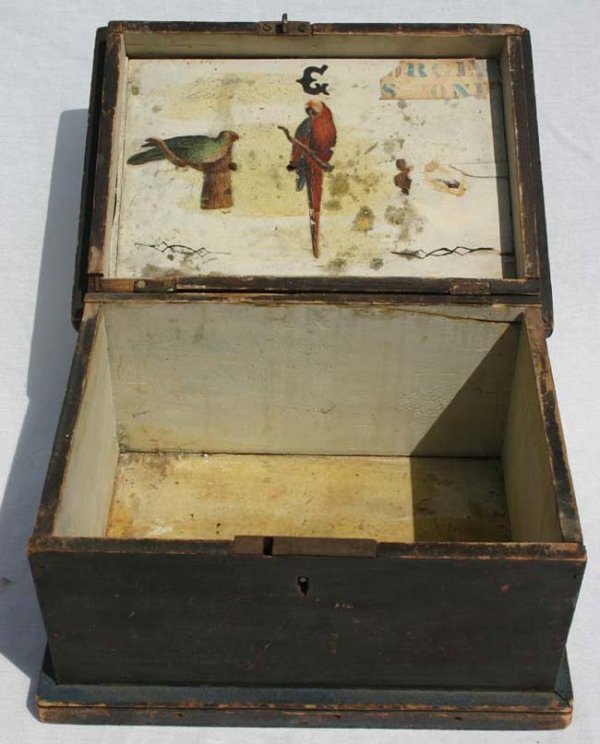 Orig paint dec early box w paper interior dec & ca