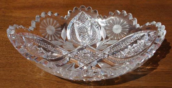 2 pcs sgnd Hoare & Co cut glass incl 8" tall pitch - 2