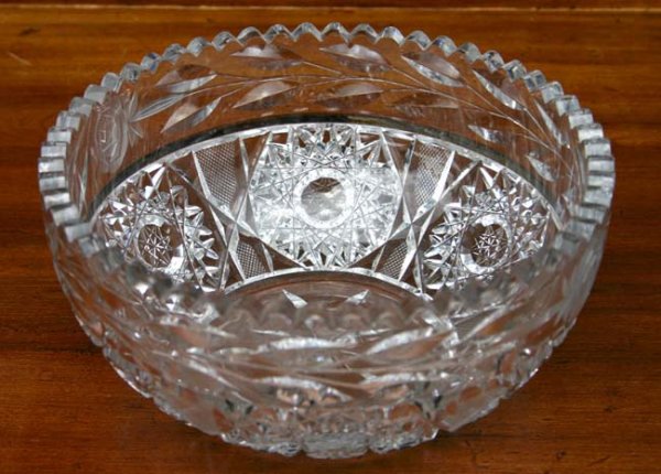fine quality cut glass bowl w etched roses decora