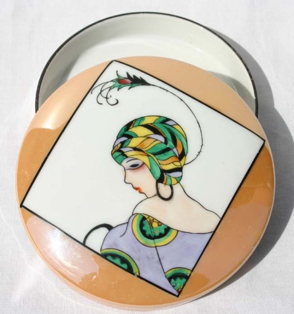 fine Noritake Art Deco 4" diam dresser box w port