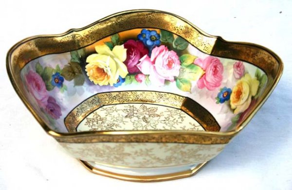 Fine porcelain beautiful 10" diam Nippon hnd ptd f