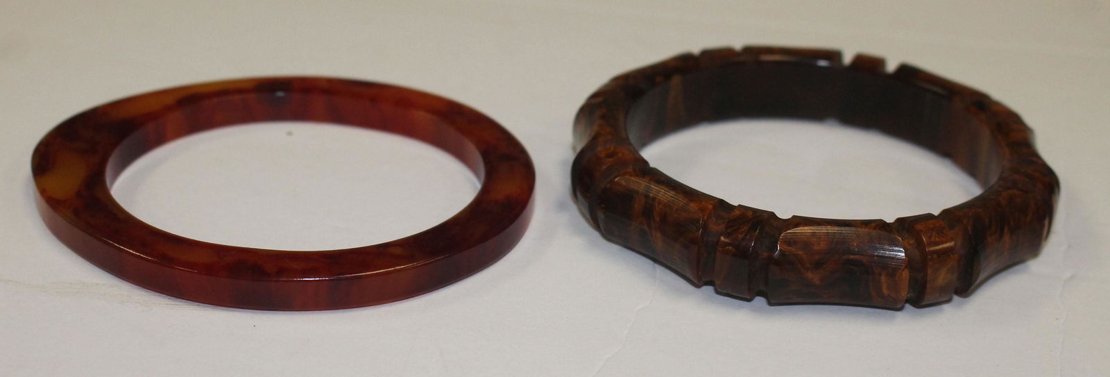 2 Vintage Bakelite tortoise shell bangle bracelets - 3 (1 of 3)