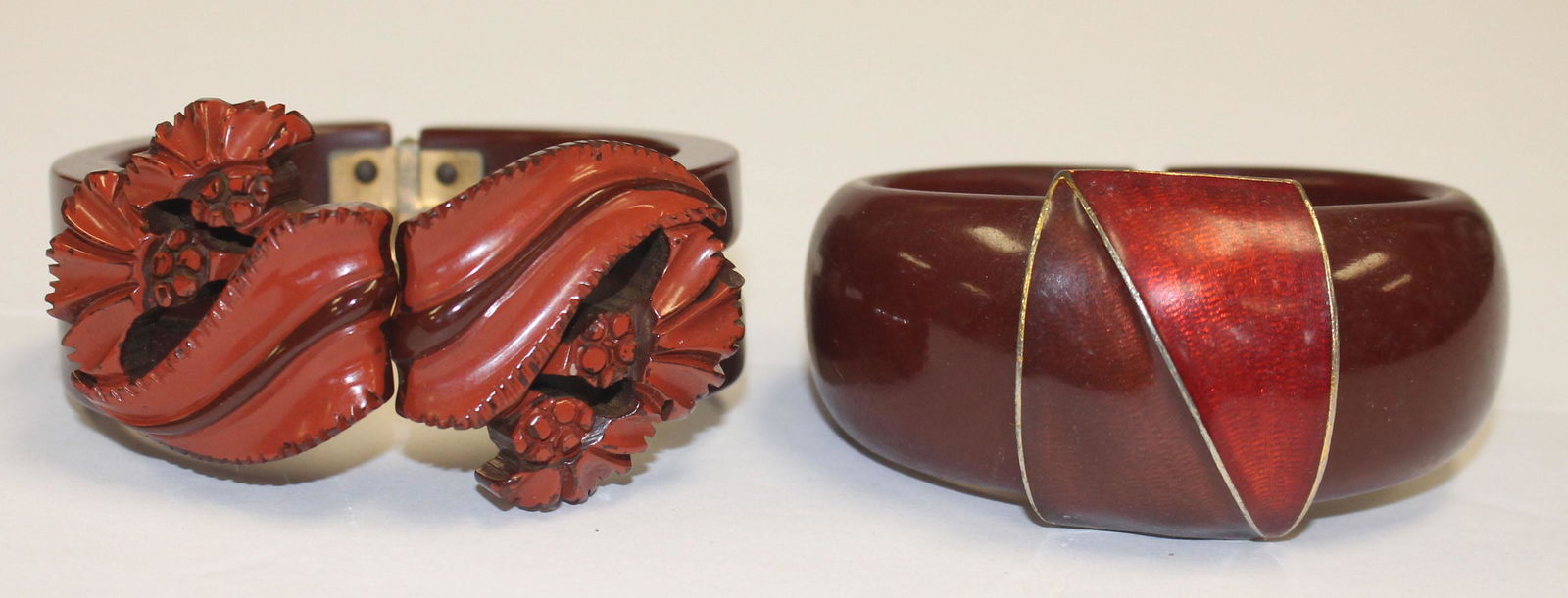 2 Vintage Bakelite ruby hinged bangle bracelets w (1 of 5)