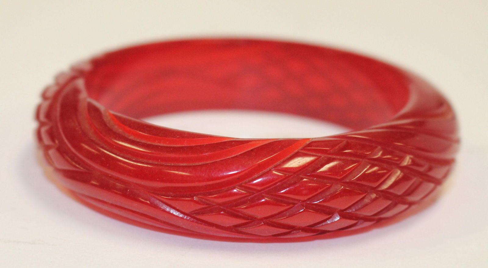 Vintage Bakelite red carved bangle bracelet - 3 1/4" (1 of 2)