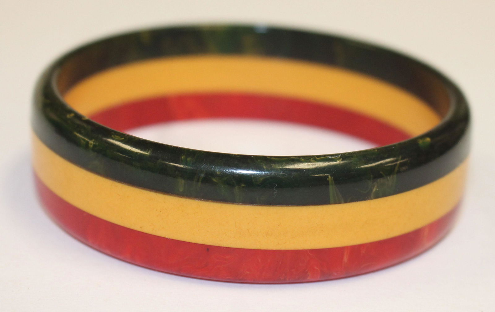Vintage Bakelite laminated red, black & yellow bangle (1 of 1)